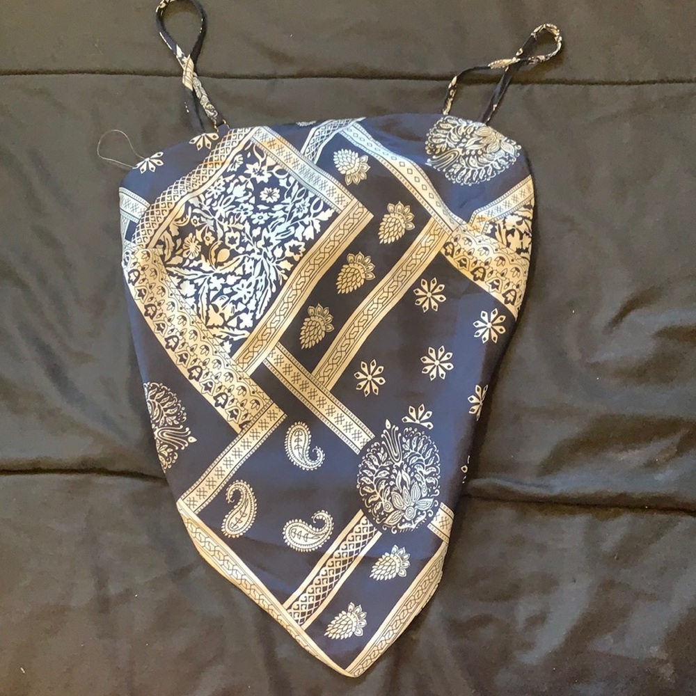 Bandana type tie “backless” Shirt